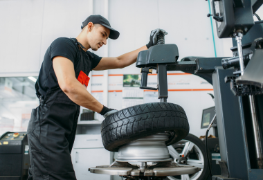 How to Know When It's Time for a Tire Change: A Comprehensive Guide
